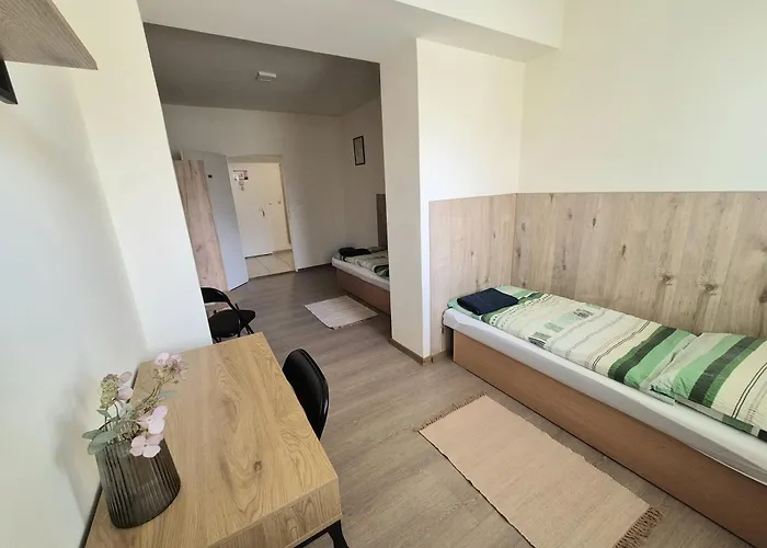 ホステル Danubius Szallo Komárno